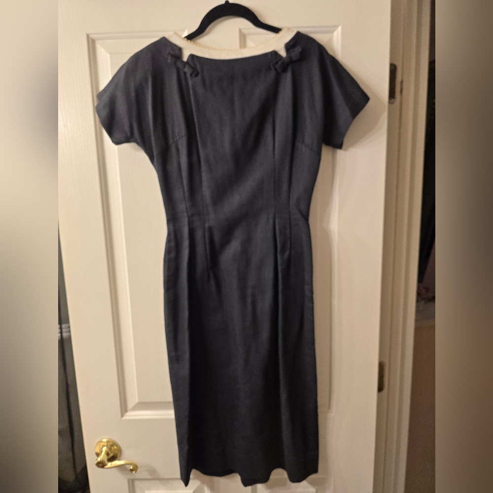 Vintage Helen Whiting 1950s Elegant Black Sheath Dress Bow Detailed